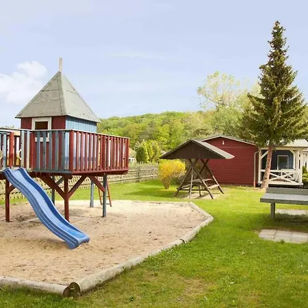 Ferienhaus Bergstrasse 2 بيت للعطل *